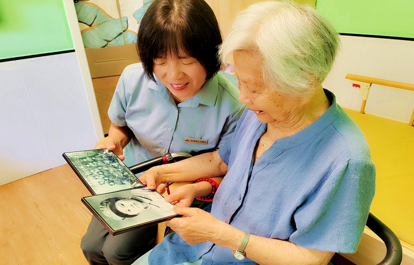 e536faf8-8660-45c9-890f-6ea81d683465