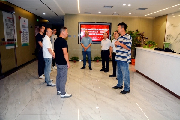 ab2156761152e243ce3a7aed07e3733a